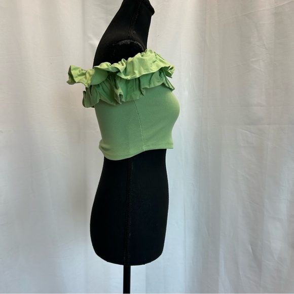 Zara green ribbed ruffle frill neckline off the shoulder fitted crop top M NWOT - Picture 5 of 12